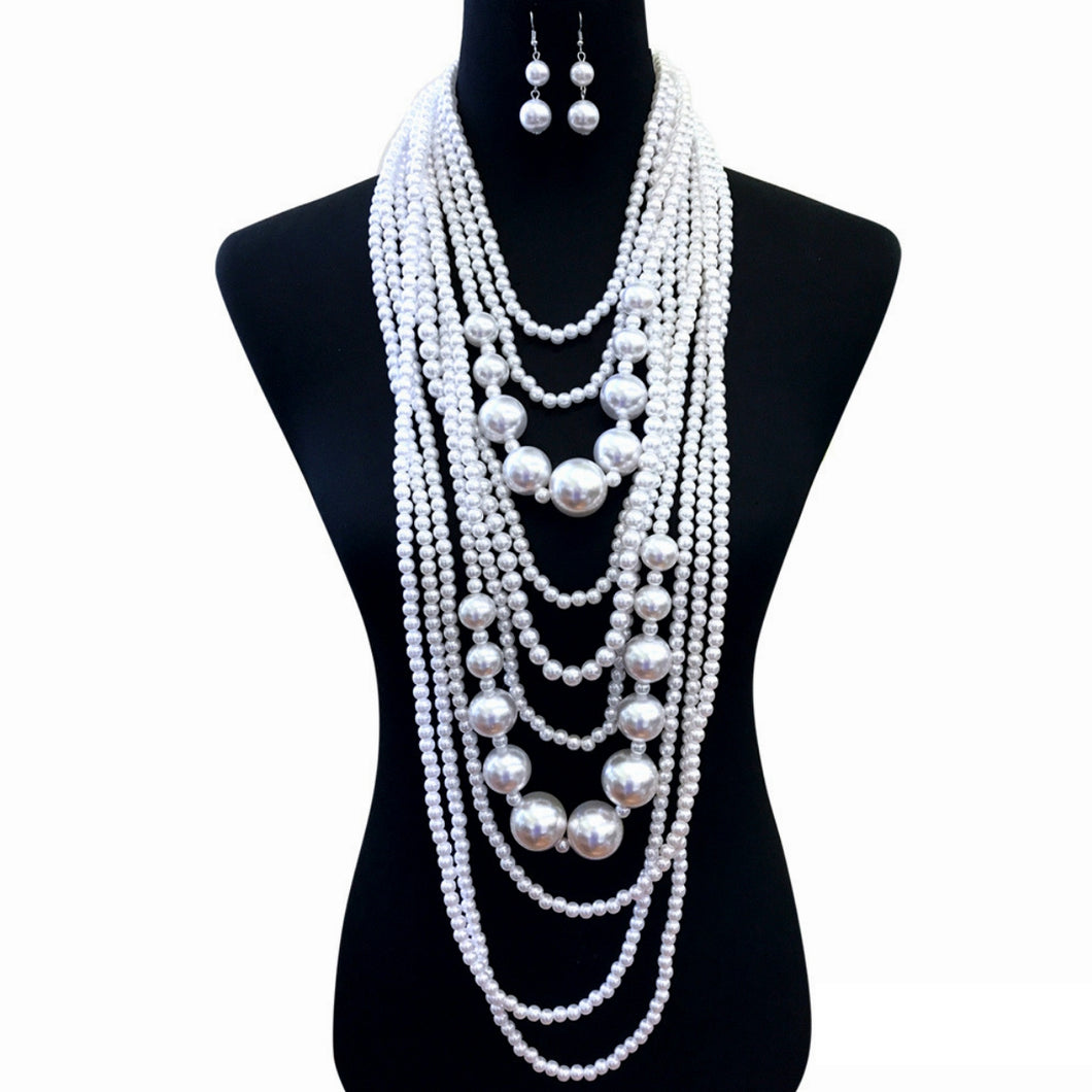 TNT EXTRA LONG PEARL NECKLACE